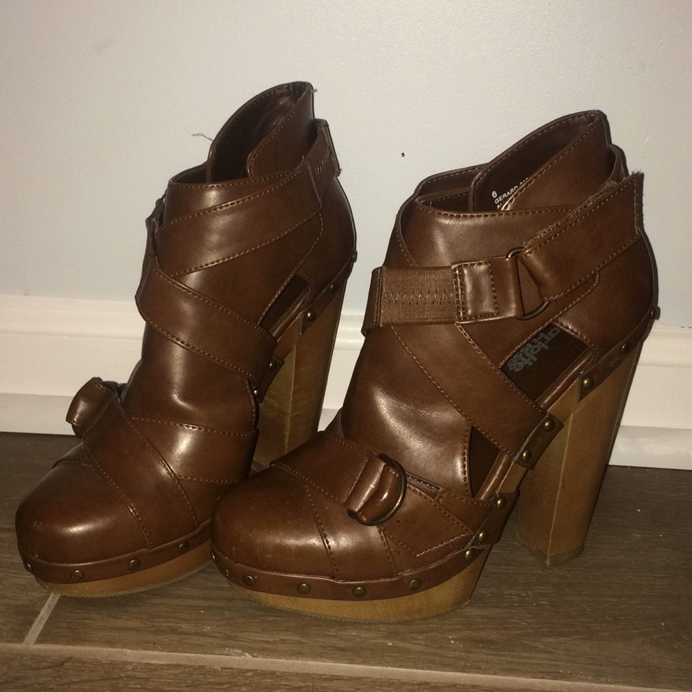 Brown faux leather and wood high heels